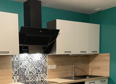 Cuisine compacte et fonctionnelle